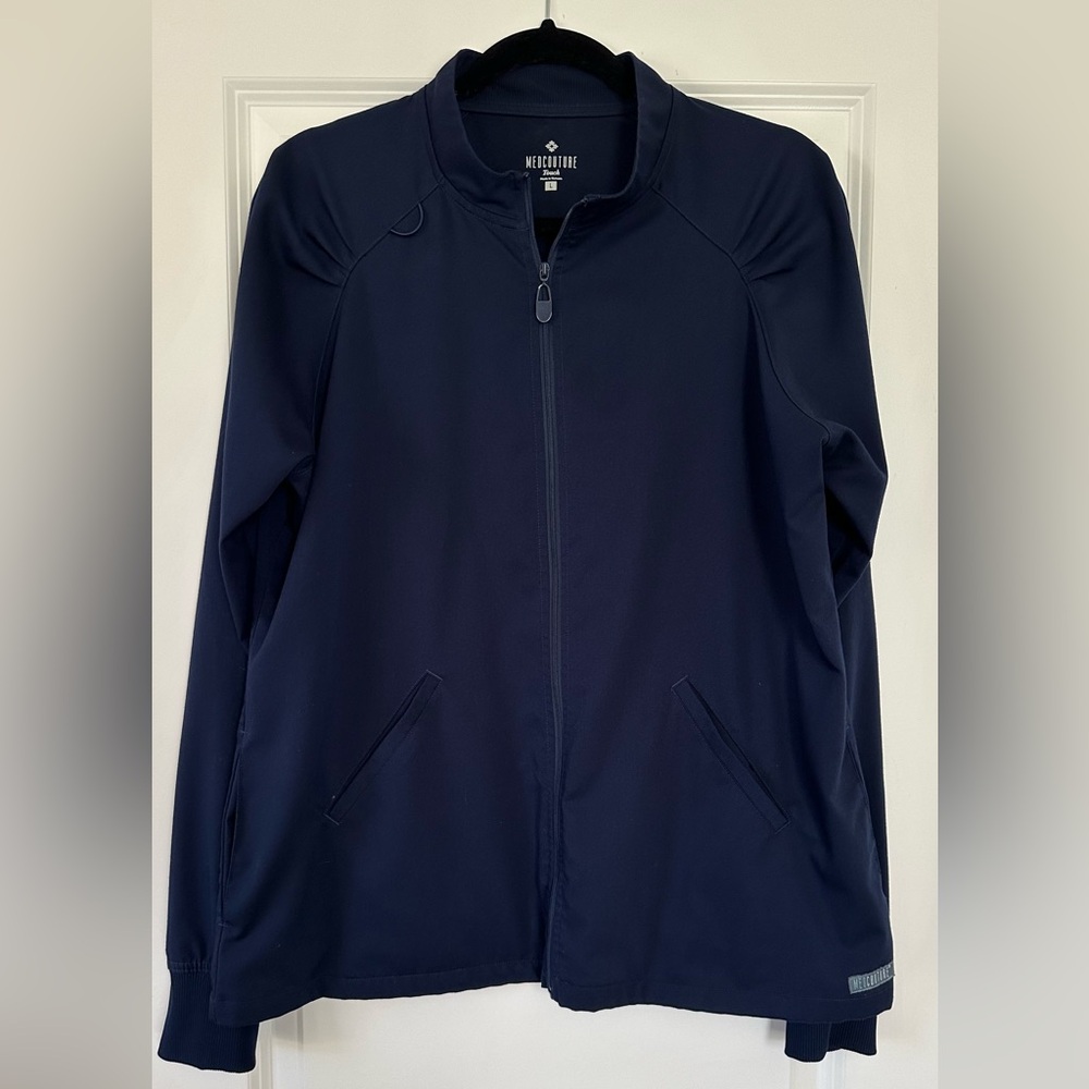 MedCouture Women's Scrub Jacket